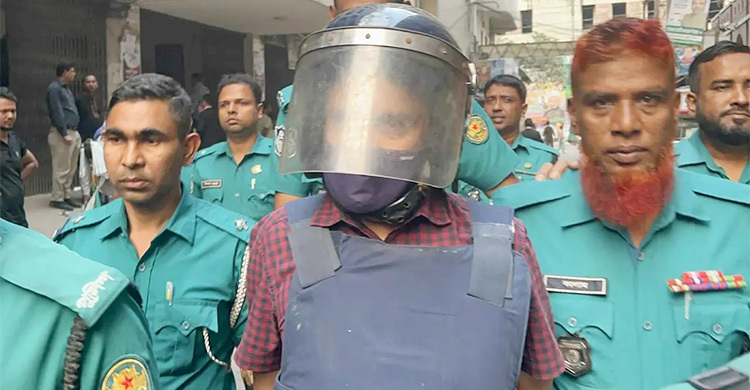 ছাত্রদের যৌন হয়রানি-মারধর: ঢাবির সেই শিক্ষক কারাগারে