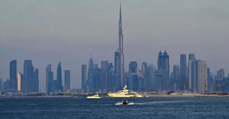 মহামারির পর বড় অর্থনৈতিক সংকটের পথে উপসাগরীয় অঞ্চল