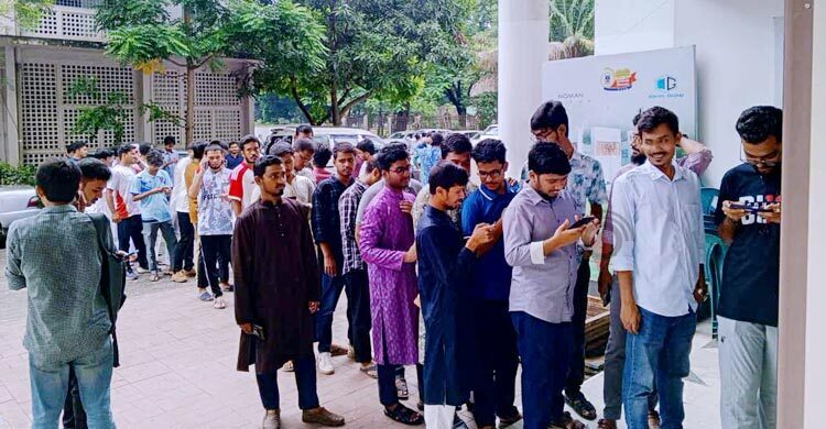 Voting in DUCSU polls underway