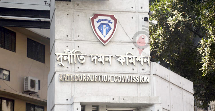 চট্টগ্রাম বন্দরের চেয়ারম্যানের বিরুদ্ধে অনুসন্ধানে দুদক