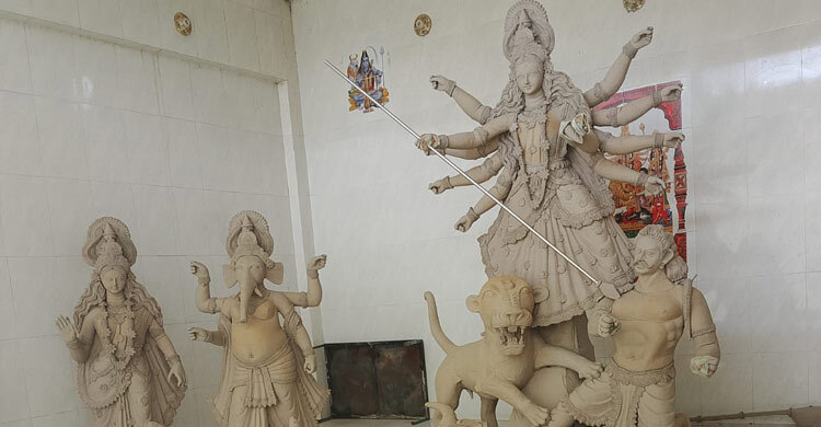 শারদীয় দুর্গাপূজা: ফটিকছড়ির ১২৭ মণ্ডপে পুরোদমে চলছে প্রস্তুতি