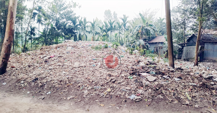 ময়লায় জীবন পুড়লেও পড়ে আছে ৩ কোটি টাকার বর্জ্য ব্যবস্থাপনা প্ল্যান্ট