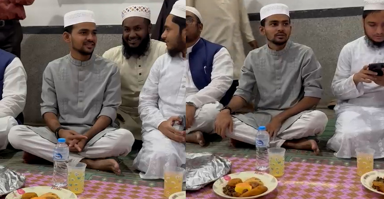 চকবাজার শাহী জামে মসজিদে ইফতার করতে এলেন আসিফ মাহমুদ