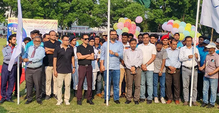 আগামী শিক্ষাবর্ষ থেকে প্রাথমিক-হাইস্কুলে খেলাধুলা বাধ্যতামূলক