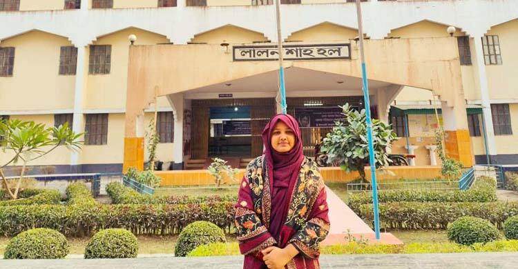 চাঁদাবাজ-সন্ত্রাসীদের আতঙ্কে সেই ফুলপুরী ও তার পরিবার