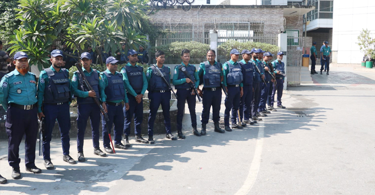 Security beefed up at Election Commission building