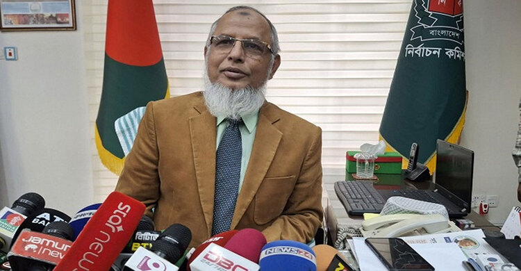 বিগত অনেক নির্বাচন থেকে এবারের নির্বাচনে পরিবেশ ভালো ইসি