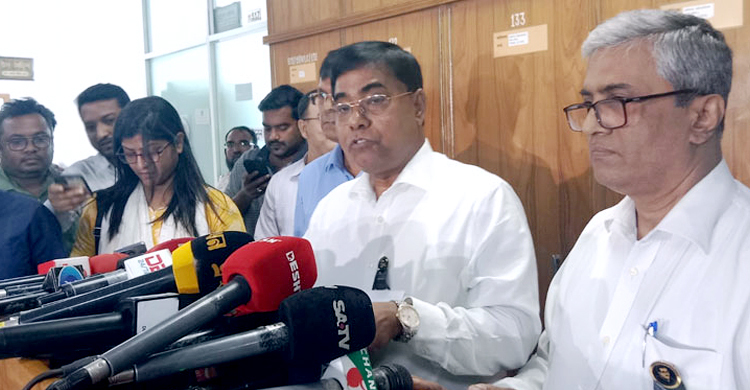 সংসদ নির্বাচনে ৯ লাখের বেশি ভোট কর্মকর্তা, তফসিলের পর প্রশিক্ষণ