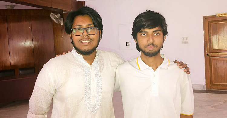 ডাকসু নির্বাচনে মনোনয়ন ফরম নিলেন জুবায়ের-মুসাদ্দেক