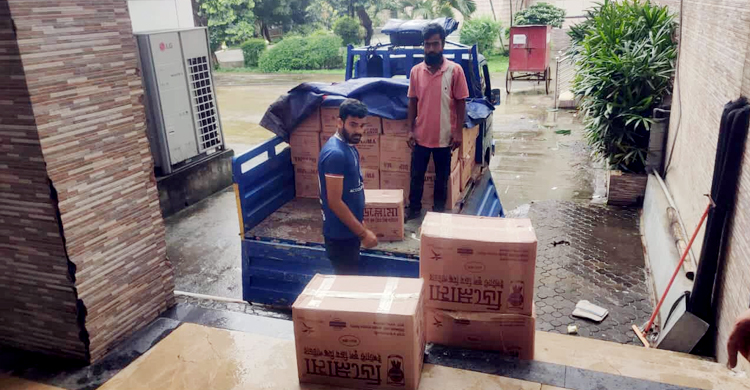 ভোটের সরঞ্জাম সরবরাহ শুরু, আনা হচ্ছে ইসিতে