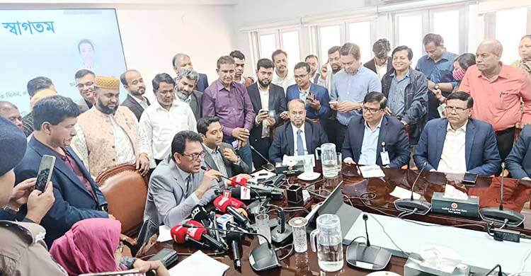 Education needs big leaps, not small steps: Milon unveils reform move