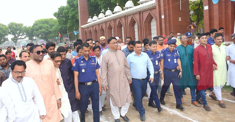 প্রস্তুত গোর-এ শহীদ ময়দান, ৬-৭ লাখ মুসল্লির সমাগমের আশা