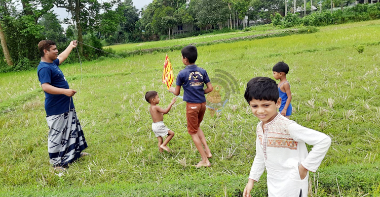 বদলে গেছে গ্রামের ঈদ আনন্দ