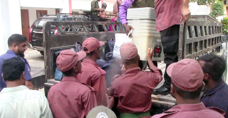 ৫ বছরে তৃতীয়বারের মতো এমপি নির্বাচিত করবেন ভোটাররা