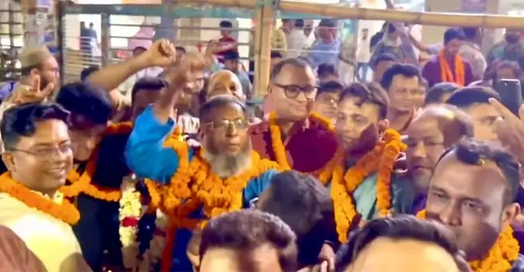 সব পদে জয় পেলো বিএনপিপন্থি নীল প্যানেল