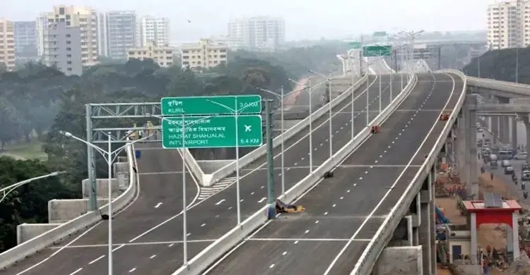 Four-hour free ride on elevated expressway on Dec 25