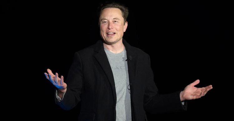 Musk becomes first person with net worth of $500b