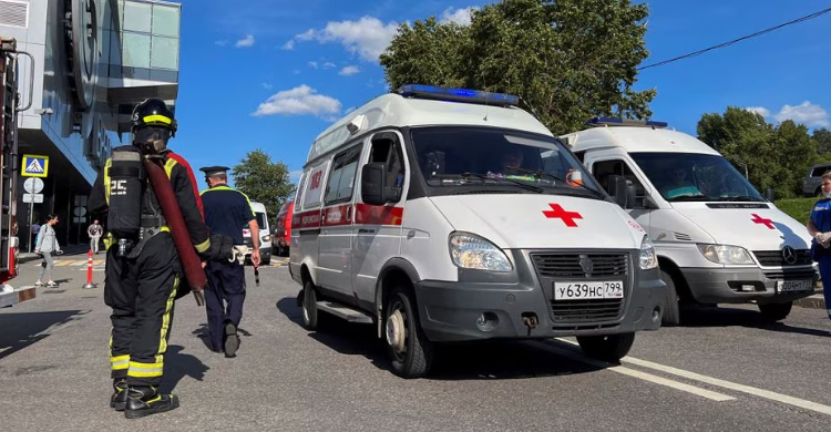 4 killed, 10 injured at Moscow mall after hot water pipe bursts