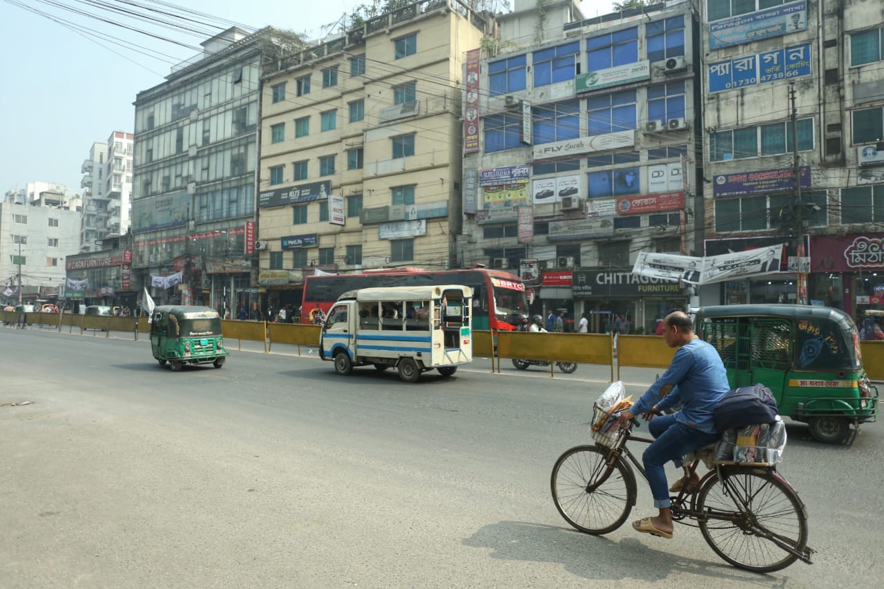 ফাঁকা ঢাকা, ঠিক যেন ঈদের আমেজ