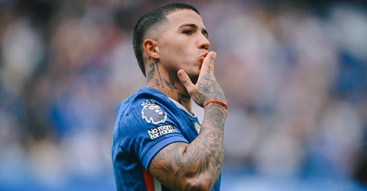 ব্রাজিলিয়ান-আর্জেন্টাইনের গোলে রোমাঞ্চকর জয় চেলসির