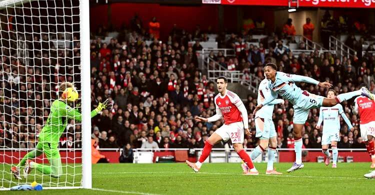 মেরিনোর ঝলকে শীর্ষস্থান মজবুত করলো আর্সেনাল