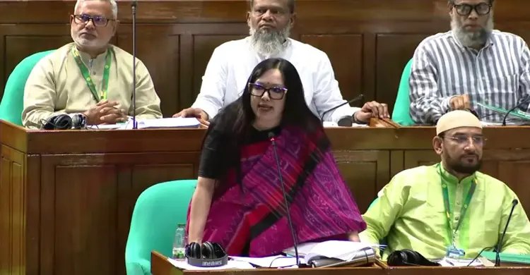 আন্দোলনে সামনের সারিতে ছিল একঝাক নারী, সেই নারীরা কোথায়!