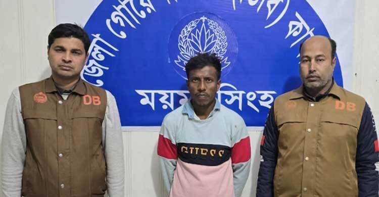 মাকে বাঁচাতে গিয়ে প্রাণ গেলো মেয়ের