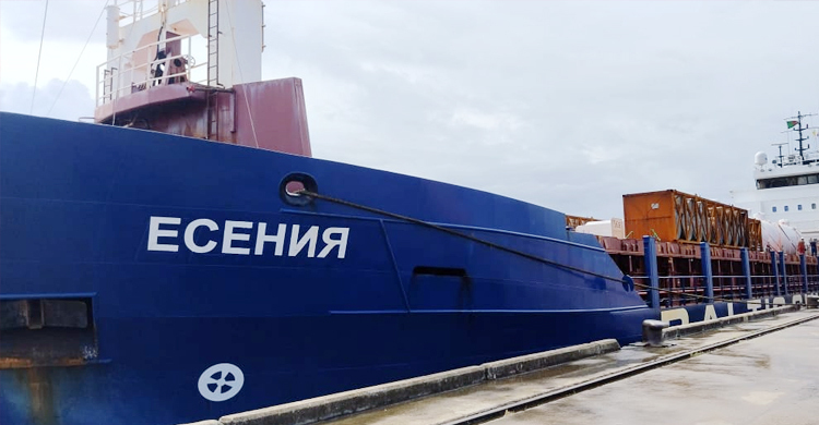 মোংলা বন্দরে ভিড়েছে রুশ জাহাজ ‘ইসানিয়া’