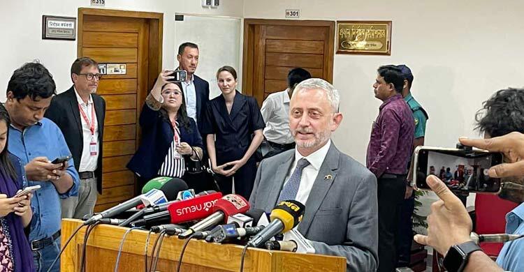 আন্তর্জাতিক মানের ভোট করতে ৪ মিলিয়ন ইউরো সহায়তা দেবে ইইউ