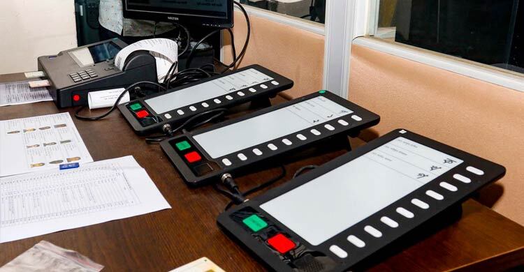 ইভিএম নিয়ে বিপাকে ইসি, সংরক্ষণে নতুন পরিকল্পনা