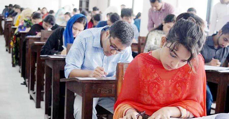 এইচএসসি-বিসিএস পরীক্ষার্থীদের সময় নিয়ে বের হতে বললো ডিএমপি