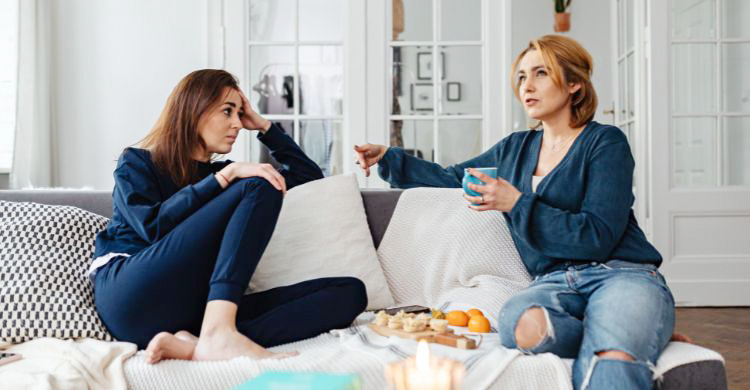 বারবার নিজের আচরণ ব্যাখ্যা করা কীসের লক্ষণ?