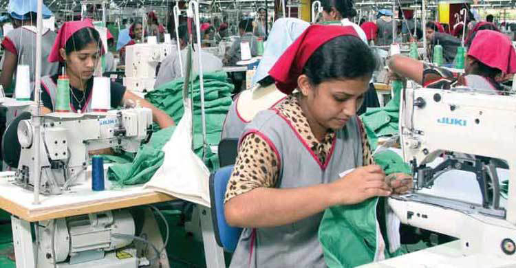 ইউরোপ-আমেরিকায় কমলেও জাপান-ভারতে বেড়েছে পোশাক রপ্তানি