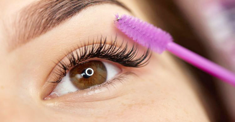 আইল্যাশ এক্সটেনশনে‌ যে ভুলগুলো করবেন না