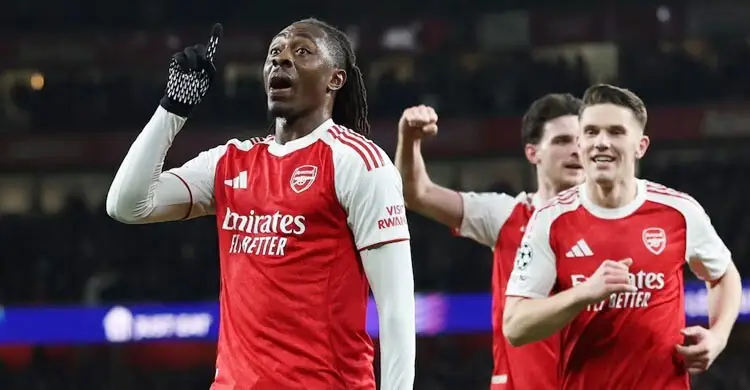 এজের চোখ ধাঁধানো গোল, কোয়ার্টার ফাইনালে আর্সেনাল