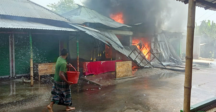 আগুনে ৯ দোকান পুড়ে ছাই, কোটি টাকার ক্ষতি