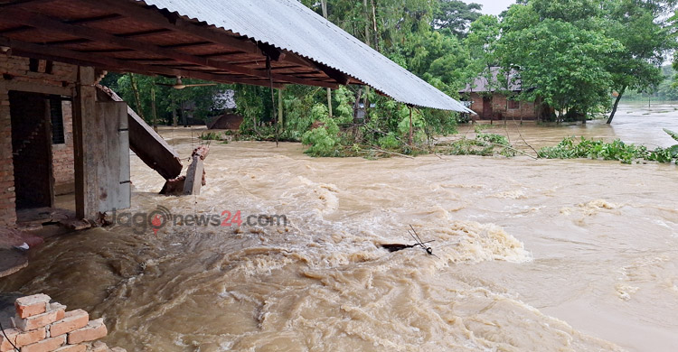 সারেনি পুরোনো ক্ষত, বন্যায় ফের জর্জরিত পরশুরাম
