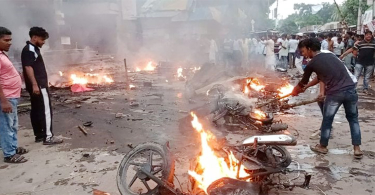 বিপ্লব ও সংহতি দিবসে বিএনপির দুই গ্রুপের সংঘর্ষ, আহত ২৫