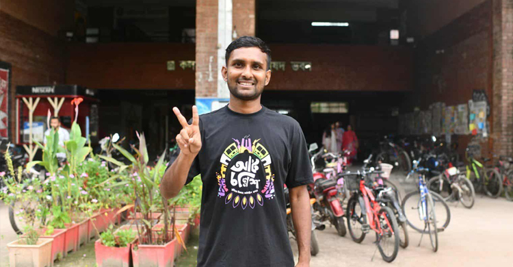 মালয়েশিয়া থেকে ফুটবলার কিরণ জানলেন ক্রীড়া সম্পাদক হওয়ার খবর