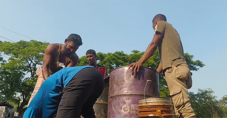 চট্টগ্রামে অবৈধভাবে মজুত ৬ টন ডিজেল জব্দ