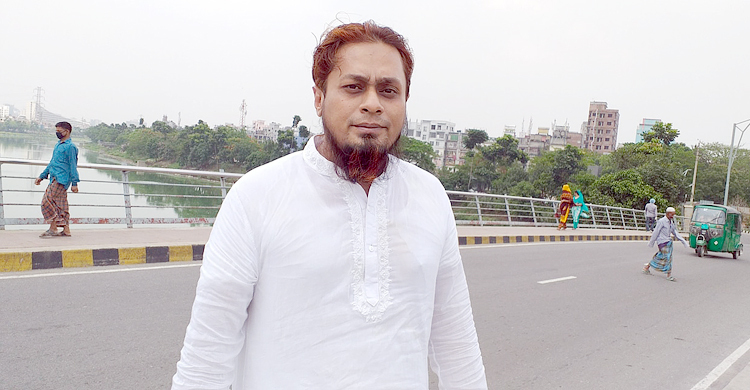 ‘ঢাকা কি তাপস কিনে নিছেন নাকি’ ফেসবুকে আ’লীগ নেতা