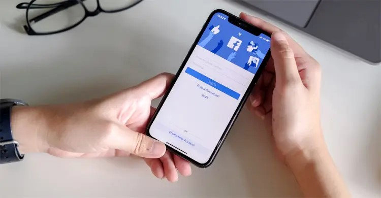 ফেসবুক ব্যবহারে সতর্ক হোন, খালি হতে পারে ব্যাংক অ্যাকাউন্ট