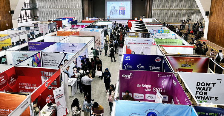 ব্র্যাক বিশ্ববিদ্যালয়ে ক্যারিয়ার ফেয়ার, অংশ নিলো ৬০ প্রতিষ্ঠান