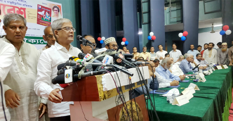 ভিসানীতি নিয়ে বেশি আতঙ্কে প্রধানমন্ত্রী: ফখরুল