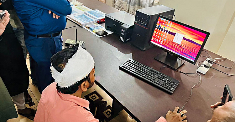 ইউটিউব-ওয়েবসাইট দেখে জাল টাকা তৈরি, সরঞ্জামসহ যুবক আটক