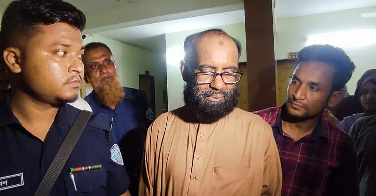 নোয়াখালীতে হৃদরোগের ভুয়া চিকিৎসক আটক