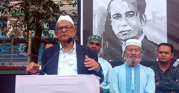 একটি গোষ্ঠী নারীদের দূরে ঠেলে রাখতে চায়: মির্জা ফখরুল