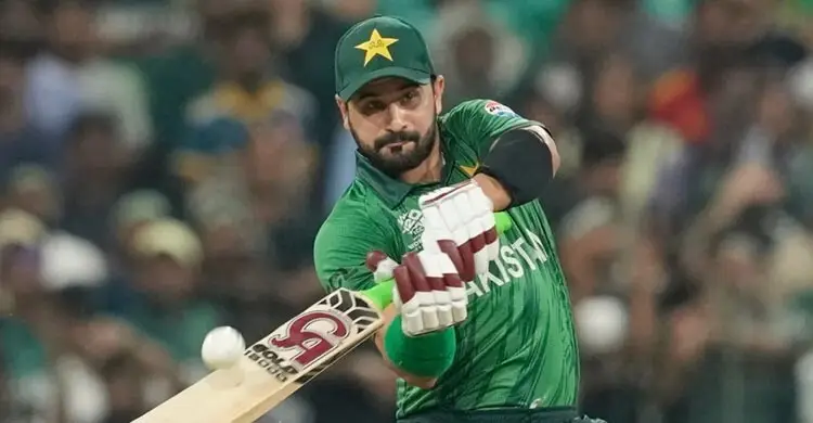 শেষ দুই ওভারে ৫ উইকেট খুইয়েও ১৯০ রানের পুঁজি পাকিস্তানের