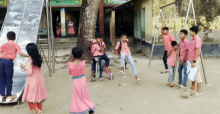 ফরিদপুরে শ্রেণিকক্ষে একসঙ্গে ৯ স্কুল শিক্ষার্থী অসুস্থ