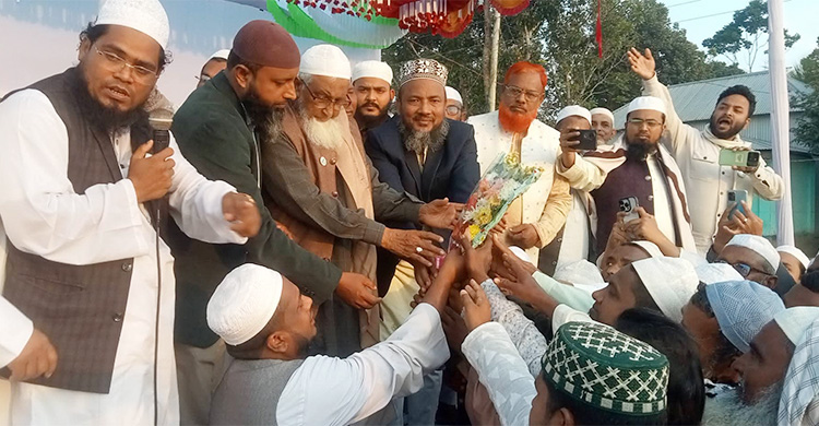 ইসলামী আন্দোলনের শতাধিক নেতাকর্মী যোগ দিলেন খেলাফত মজলিসে